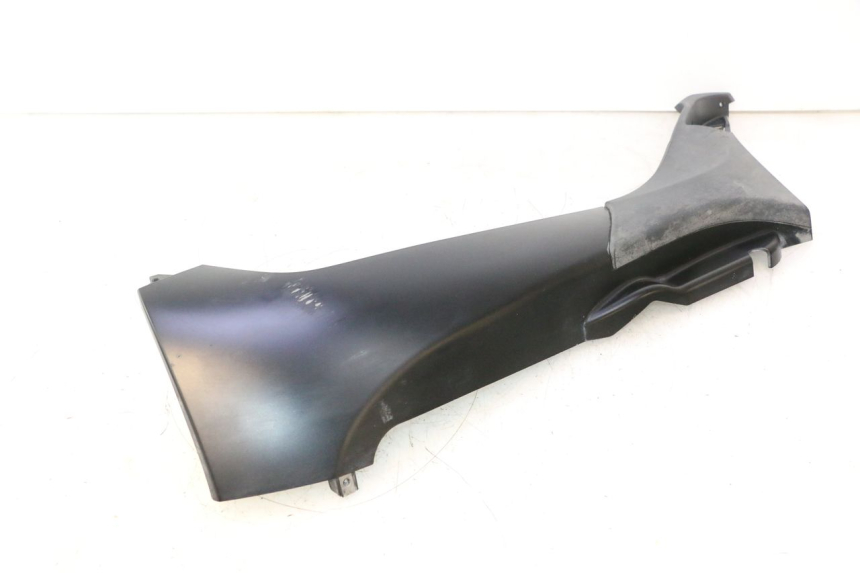 photo de BAJO CARENADO IZQUIERDA PIAGGIO MP3 500 (2016 - 2018) - Vista general del producto