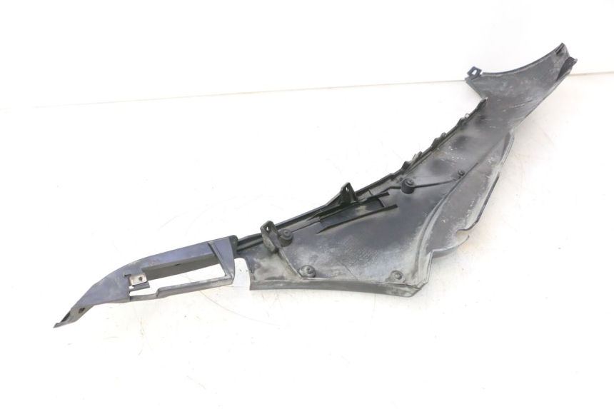 photo de BAJO CARENADO IZQUIERDA PIAGGIO MP3 500 (2016 - 2018) - Marcados y referencias originales
