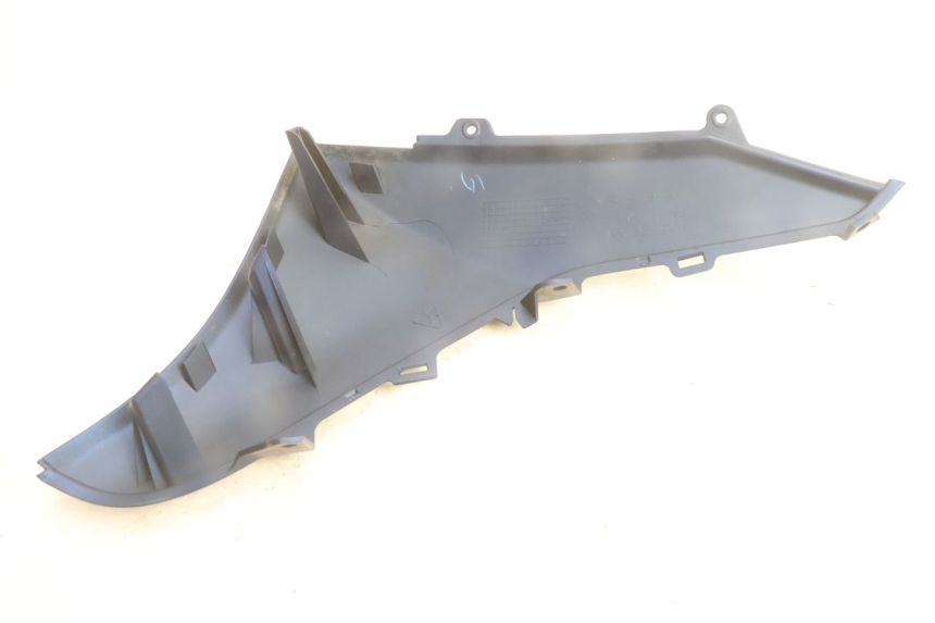 photo de BAJO CARENADO IZQUIERDA YAMAHA N-MAX NMAX 125 (2021 - 2024) - Estado de la superficie y material
