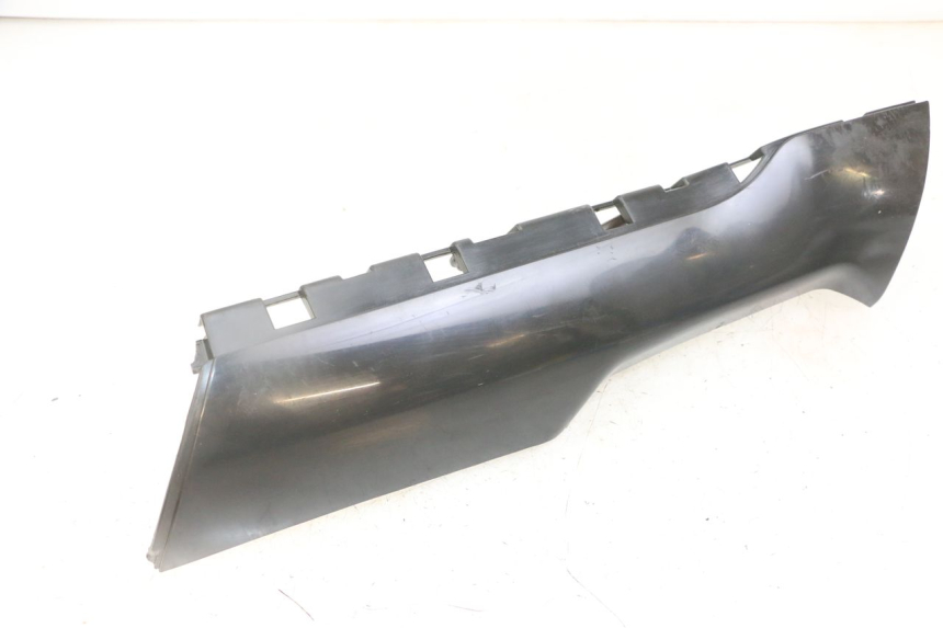 photo de BAJO CARENADO IZQUIERDA PIAGGIO NRG POWER PUREJET 50 (2018 - 2021) - Zoom estado de uso