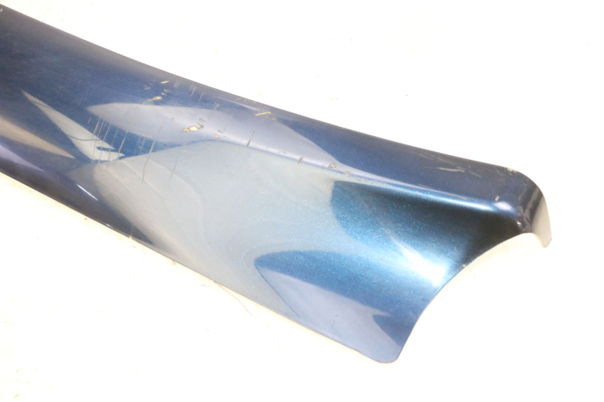 photo de BAJO CARENADO IZQUIERDA JM MOTORS OLDIES GT 4T 50 (2018 - 2025) - Estado de la superficie y material