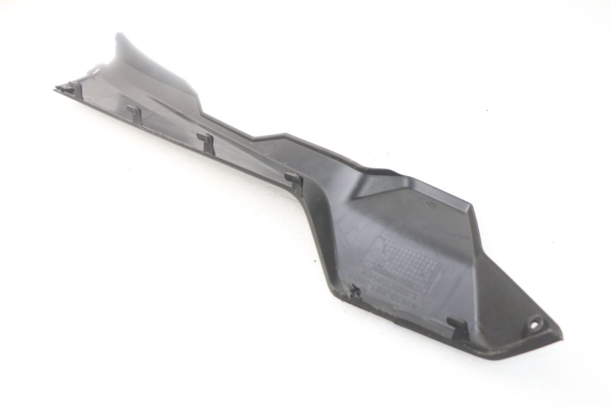 photo de BAJO DE CAJA IZQUIERDA SYM ORBIT III 3 4T 50 (2018 - 2021) - Otra perspectiva