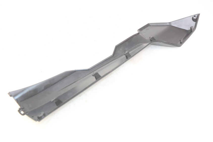 photo de BAJO CARENADO IZQUIERDA SYM ORBIT III 3 4T 50 (2021 - 2025) - Detalle de la pieza