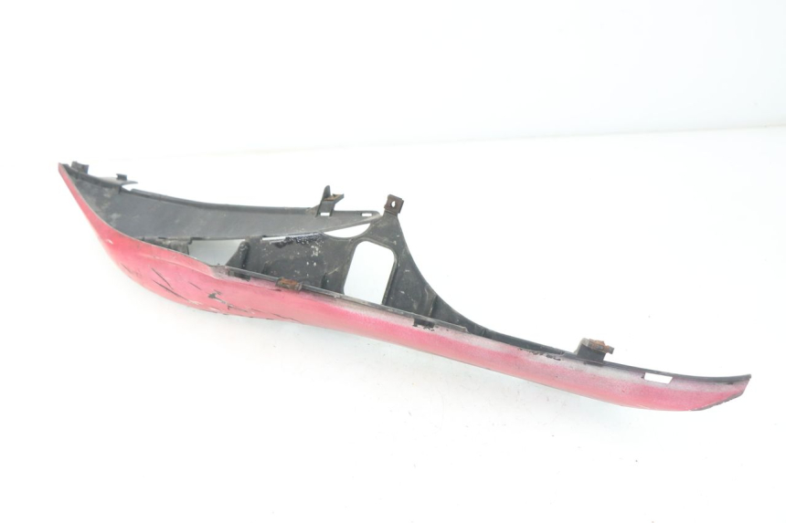 photo de BAJO CARENADO IZQUIERDA MBK OVETTO ONE 2T 50 (2013 - 2017) - Detalle de la pieza