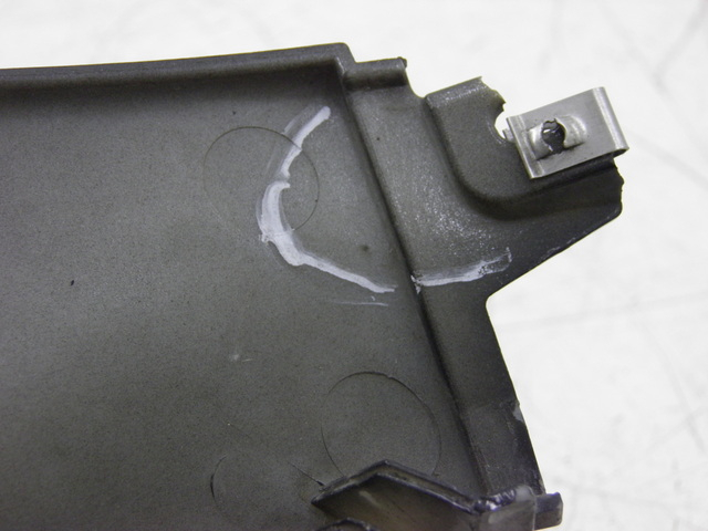 photo de BAJO CARENADO IZQUIERDA PIAGGIO X8 STREET 125 (2006 - 2007) - Zoom estado de uso