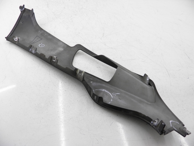 photo de BAJO CARENADO IZQUIERDA PIAGGIO X8 STREET 125 (2006 - 2007) - Recambio usado revisado