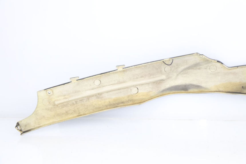 photo de BAJO CARENADO IZQUIERDA ROADSIGN WALLABY 50 (2009 - 2014) - Detalles de los puntos de fijación