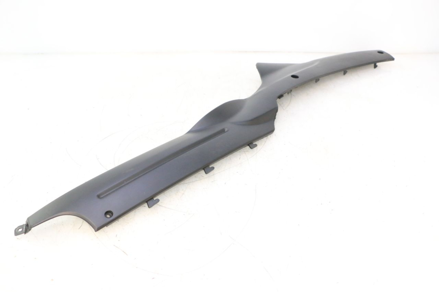 photo de BAJO DE CAJA IZQUIERDA TNT MOTOR ROMA 10' 2T 50 (2011 - 2018) - Estado de la superficie y material