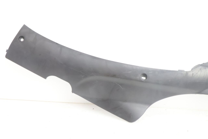 photo de BAJO CARENADO IZQUIERDA TNT MOTOR ROMA 10' 4T 50 (2007 - 2018) - Detalle de la pieza