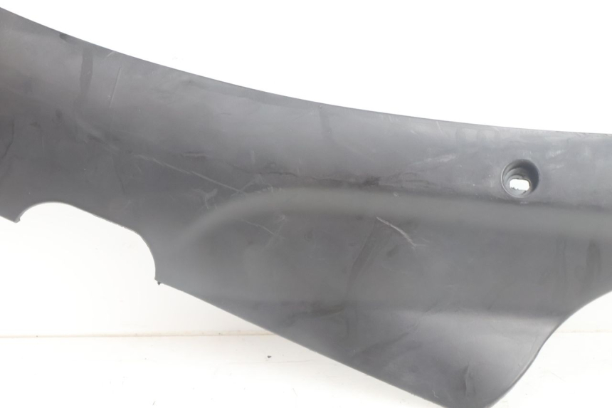 photo de BAJO CARENADO IZQUIERDA TNT MOTOR ROMA 10' 4T 50 (2007 - 2018) - Zoom estado de uso