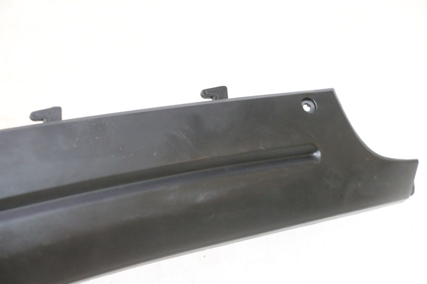 photo de BAJO CARENADO IZQUIERDA TNT MOTOR ROMA 12' 2T 50 (2007 - 2018) - Detalle de la pieza