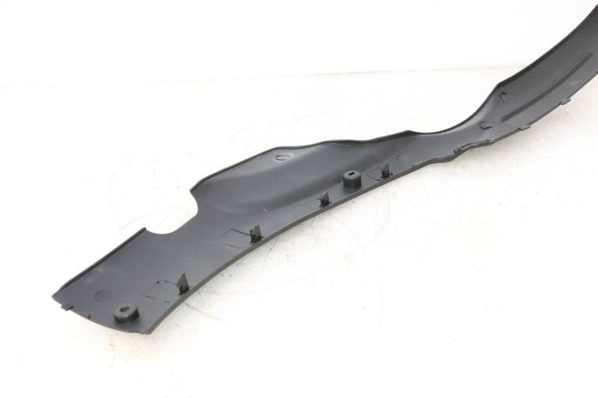 photo de BAJO CARENADO IZQUIERDA TNT MOTOR ROMA 12' 2T 50 (2007 - 2018) - Primer plano técnico