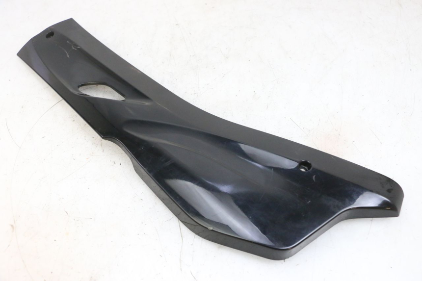 photo de BAJO CARENADO IZQUIERDA DAELIM S1 125 (2007 - 2016) - Marcados y referencias originales