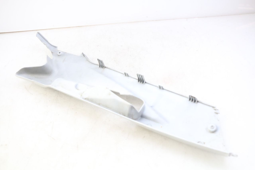 photo de FALDóN IZQUIERDO DAELIM S3 125 (2010 - 2017) - Detalle de la pieza