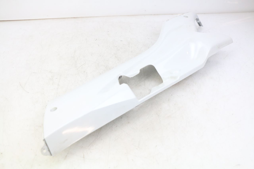 photo de FALDóN IZQUIERDO DAELIM S3 125 (2010 - 2017) - Detalles de los puntos de fijación