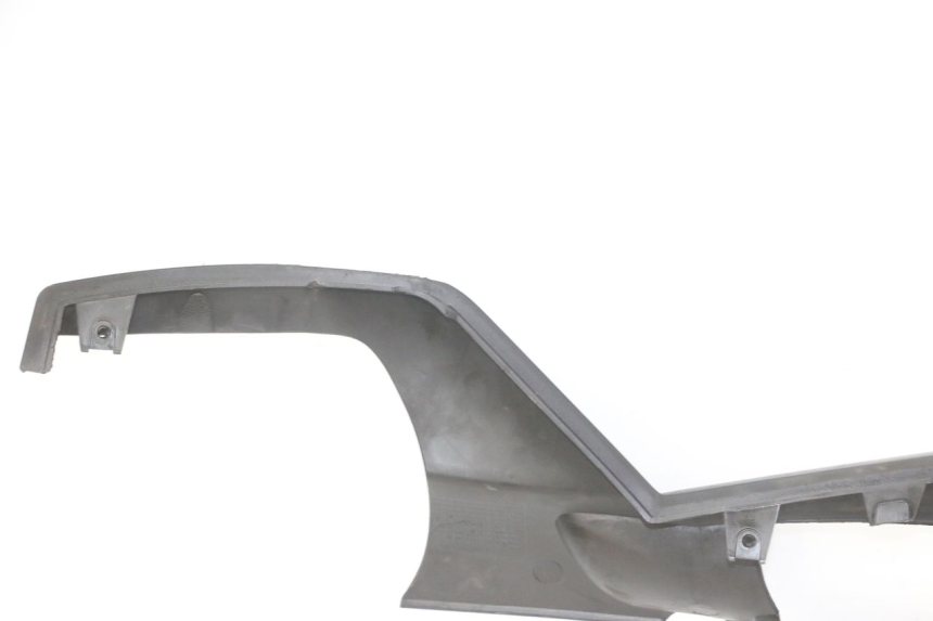 photo de BAJO CARENADO IZQUIERDA PEUGEOT SATELIS COMPRESSOR K15 125 (2006 - 2009) - Primer plano técnico