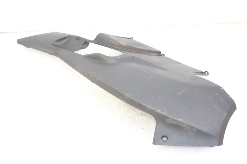 photo de BAJO CARENADO IZQUIERDA PEUGEOT SATELIS 125 (2013 - 2018) - Primer plano técnico