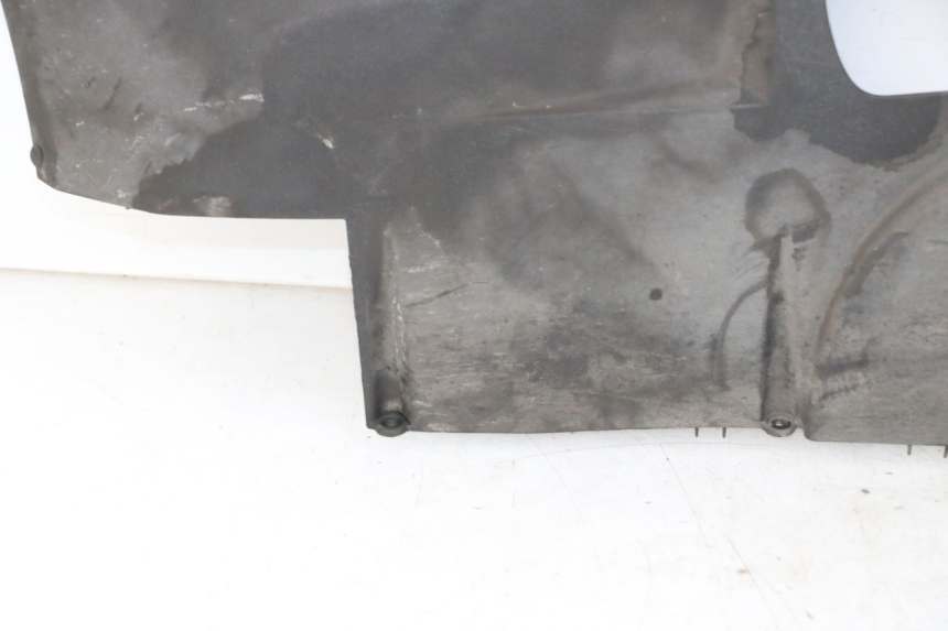 photo de BAJO CARENADO IZQUIERDA PEUGEOT SATELIS 125 (2013 - 2018) - Características distintivas