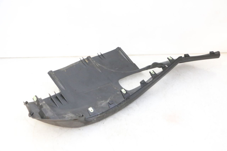 photo de BAJO CARENADO IZQUIERDA PEUGEOT SATELIS 125 (2013 - 2018) - Vista general del producto