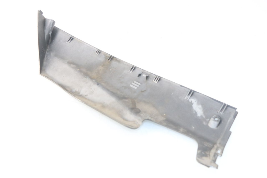 photo de BAJO CARENADO IZQUIERDA MBK SKYLINER 125 (2004 - 2007) - Primer plano técnico