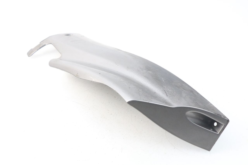 photo de BAJO CARENADO IZQUIERDA MBK SKYLINER 125 (2004 - 2007) - Detalles de los puntos de fijación