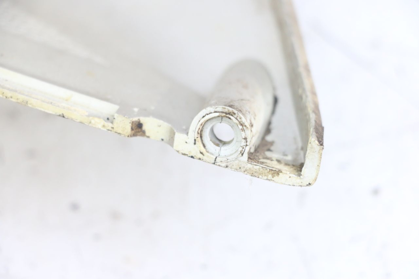 photo de BAJO DE CAJA IZQUIERDA PEUGEOT SPEEDFIGHT 100 (1997 - 2007) - Recambio usado revisado