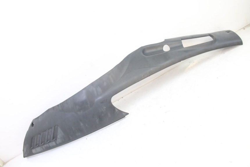 photo de BAJO CARENADO IZQUIERDA PIAGGIO SUPER LX 125 (2000 - 2003) - Otra perspectiva