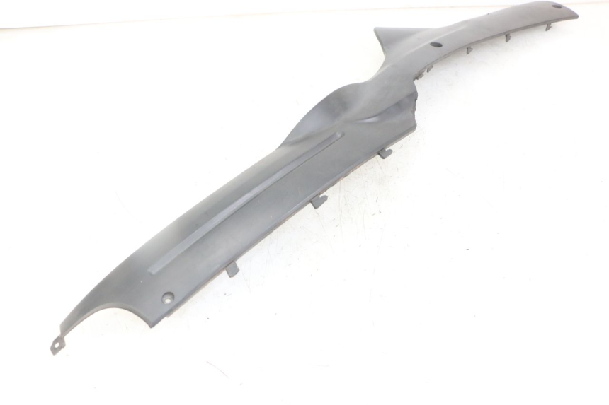 photo de BAJO DE CAJA IZQUIERDA TNT MOTOR ROMA 10' 4T 50 (2019 - 2022) - Detalles de los puntos de fijación