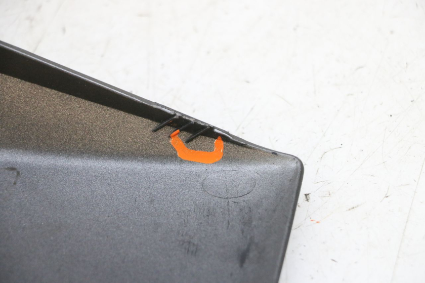 photo de BAJO CARENADO IZQUIERDA YAMAHA TRICITY 300 (2020 - 2024) - Otra perspectiva