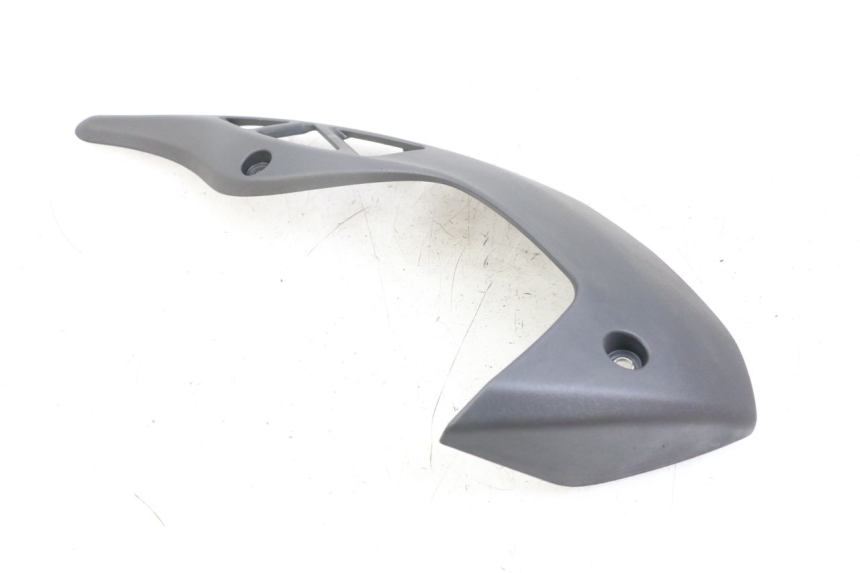 photo de BAJO DE CAJA IZQUIERDA KAWASAKI VERSYS ABS 650 (2015 - 2018) - Primer plano técnico