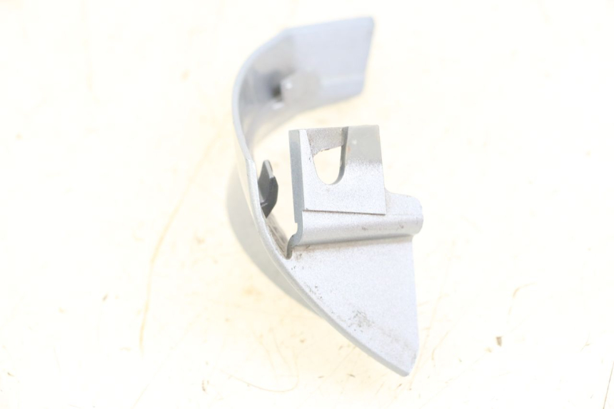 photo de BAJO CARENADO IZQUIERDA PIAGGIO VESPA PRIMAVERA 4T 50 (2021 - 2024) - Zoom estado de uso