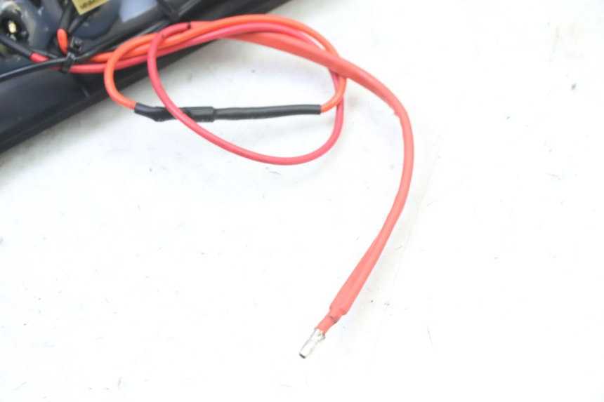 photo de BAJO DE CAJA IZQUIERDO DUALTRON VICTOR LIMITED 1 - Características distintivas