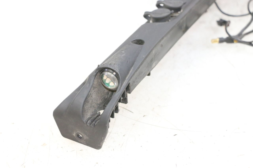 photo de BAJO DE CAJA IZQUIERDO DUALTRON VICTOR LIMITED 1 - Otra vista del artículo