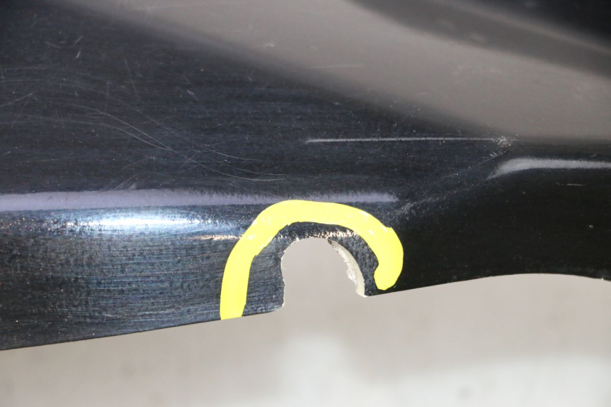 photo de BAJO CARENADO IZQUIERDA PEUGEOT VIVACITY NEW 2T 50 (2008 - 2017) - Zoom estado de uso