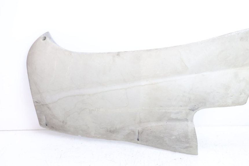 photo de BAJO CARENADO IZQUIERDA PEUGEOT VIVACITY 100 (1999 - 2008) - Detalle de la pieza