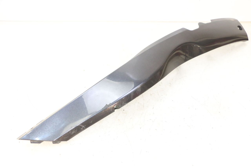 photo de BAJO CARENADO IZQUIERDA MBK WAAP 125 (2008 - 2013) - Detalles de los puntos de fijación