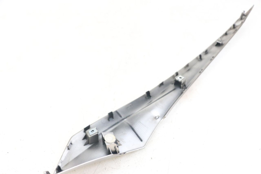 photo de FALDóN IZQUIERDO YAMAHA XMAX X-MAX ABS 125 (2017 - 2020) - Vista general del producto