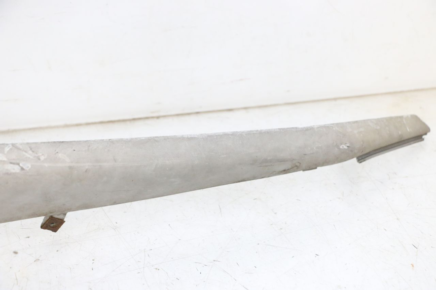 photo de BAJO CARENADO IZQUIERDA YAMAHA X-MAX XMAX 250 (2006 - 2009) - Estado de la superficie y material