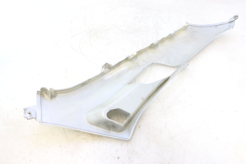 photo de BAJO CARENADO IZQUIERDA PIAGGIO X8 STREET 125 (2006 - 2007) - Recambio usado revisado