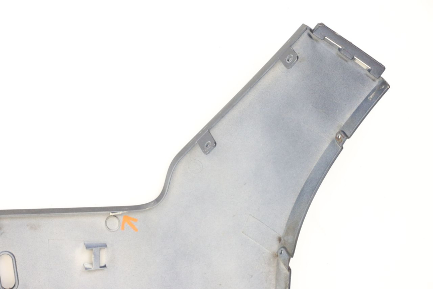 photo de FALDÓN IZQUIERDO KYMCO XCITING 250 (2006 - 2009) - Primer plano técnico