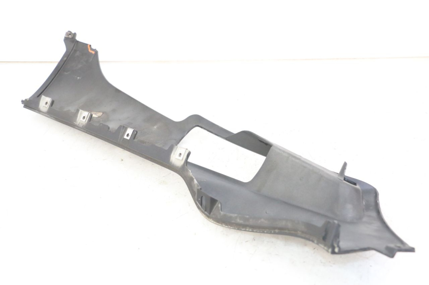 photo de FALDóN IZQUIERDO PIAGGIO XEVO - X EVO 125 (2007 - 2017) - Primer plano técnico