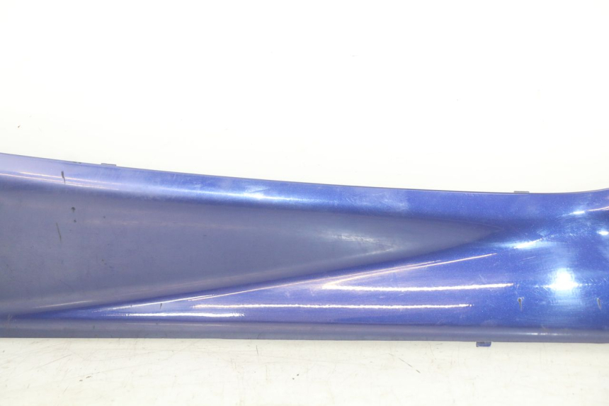 photo de BAJO DE CAJA IZQUIERDA YAMAHA YP MAJESTY 400 (2004 - 2008) - Marcados y referencias originales