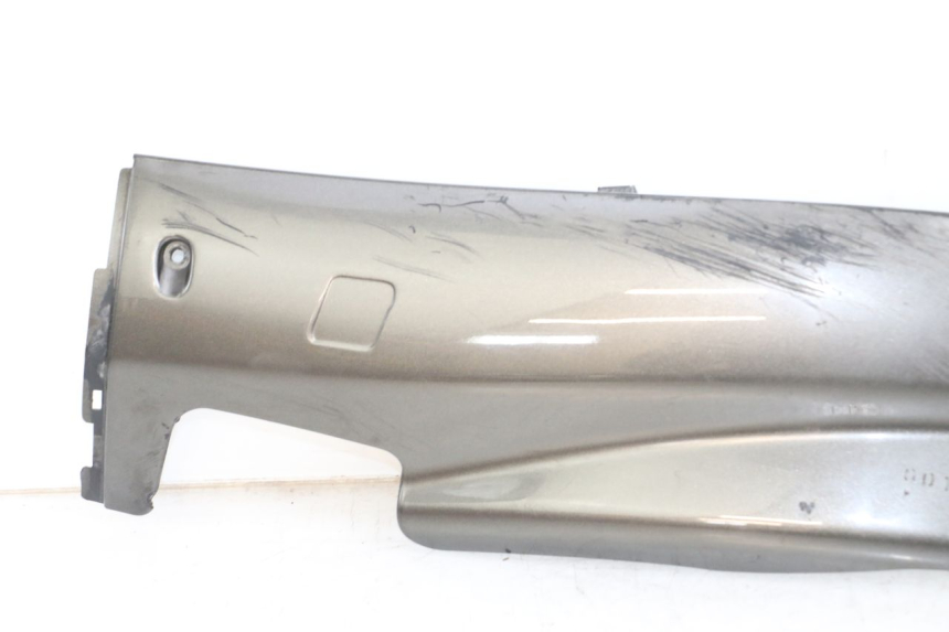 photo de BAJO CARENADO IZQUIERDA YAMAHA YP MAJESTY 125 (2002 - 2006) - Vista general del producto