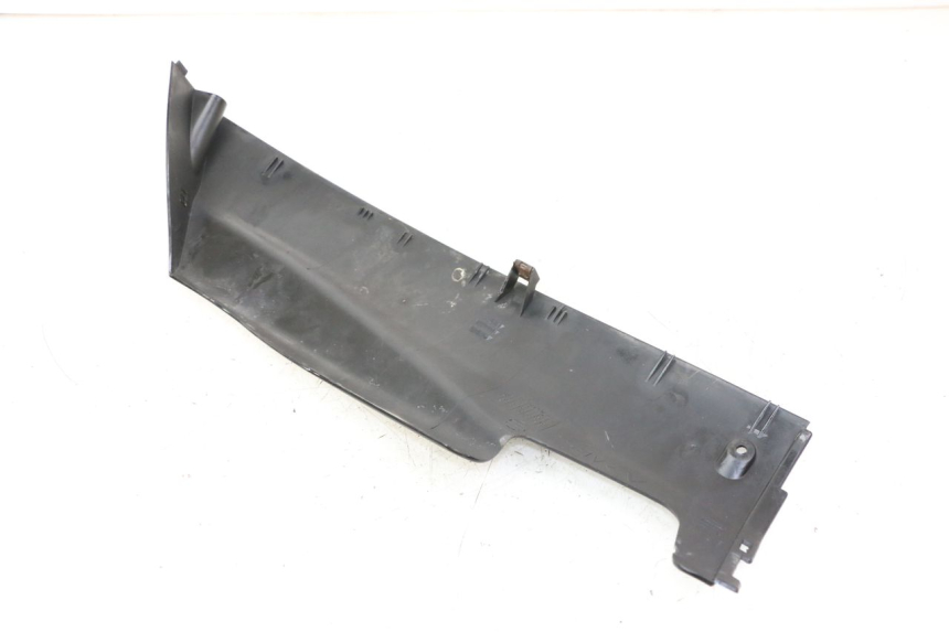 photo de BAJO CARENADO IZQUIERDA YAMAHA YP MAJESTY 125 (2007 - 2010) - Zoom estado de uso