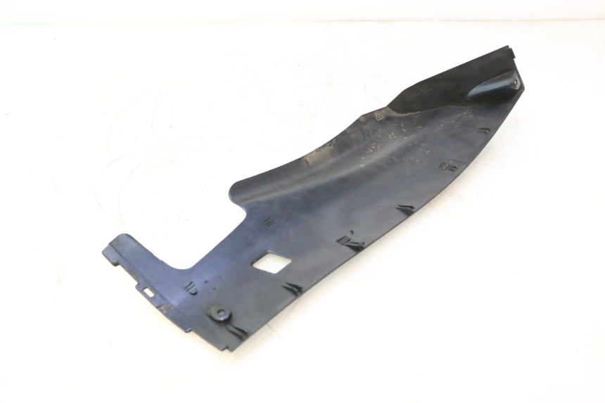 photo de BAJO CARENADO IZQUIERDA YAMAHA YP MAJESTY 125 (1998 - 2001) - Estado de la superficie y material