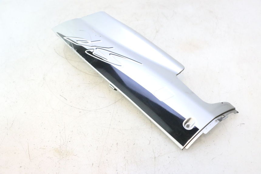 photo de BAJO CARENADO IZQUIERDA YAMAHA YP MAJESTY 125 (2002 - 2006) - Vista general del producto