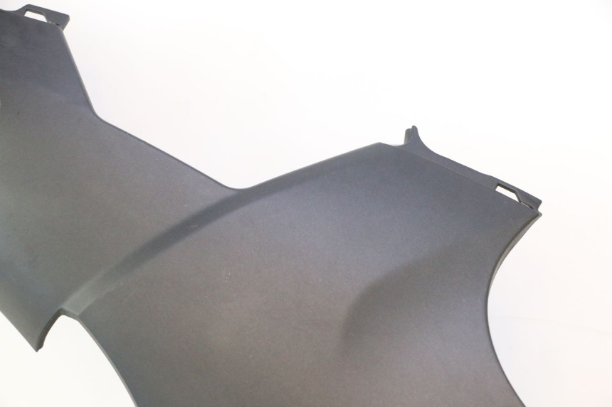 photo de BAJO CARENADO IZQUIERDA YAMAHA YZF R6 600 (2008 - 2009) - Primer plano técnico