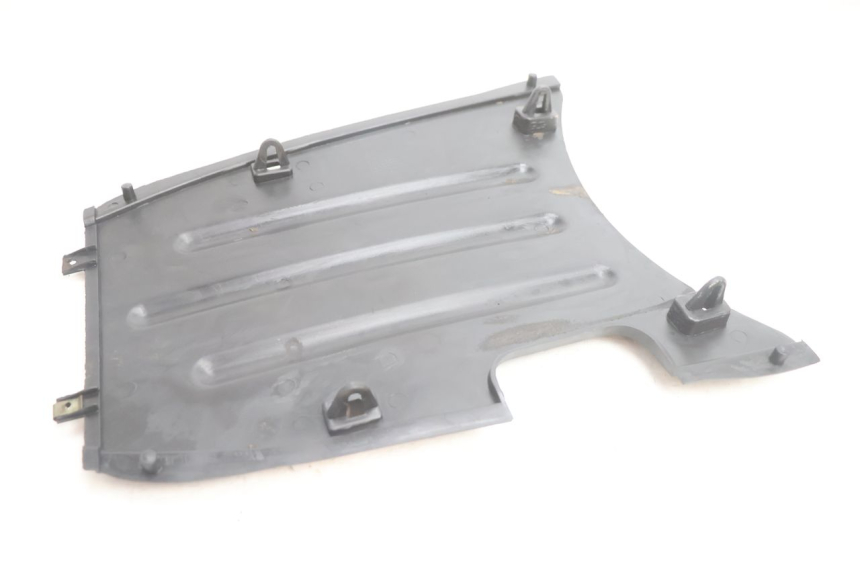 photo de BAJO CARENADO VASTRO GP 2T 50 (2013 - 2017) - Detalle de la pieza