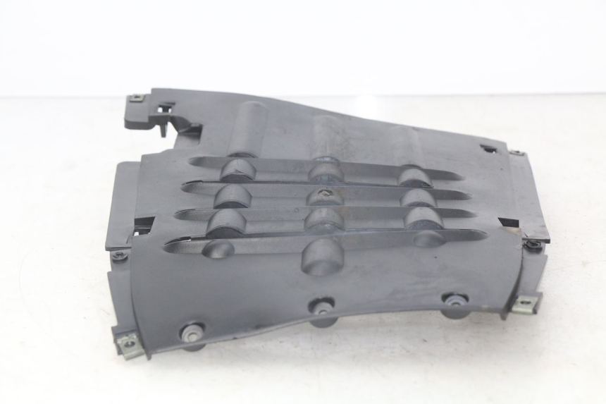 photo de BAJO DE CHASIS NECO GPX 4T 50 (2018 - 2022) - Detalle de la pieza