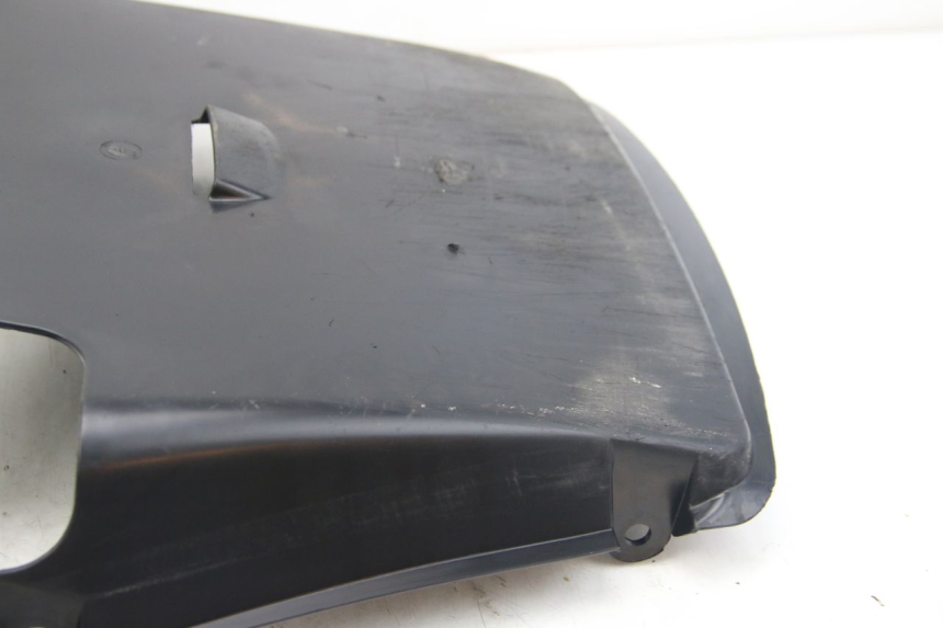 photo de BAJO DE CHASIS SYM JET 4 4T 50 (2018 - 2021) - Detalles de los puntos de fijación